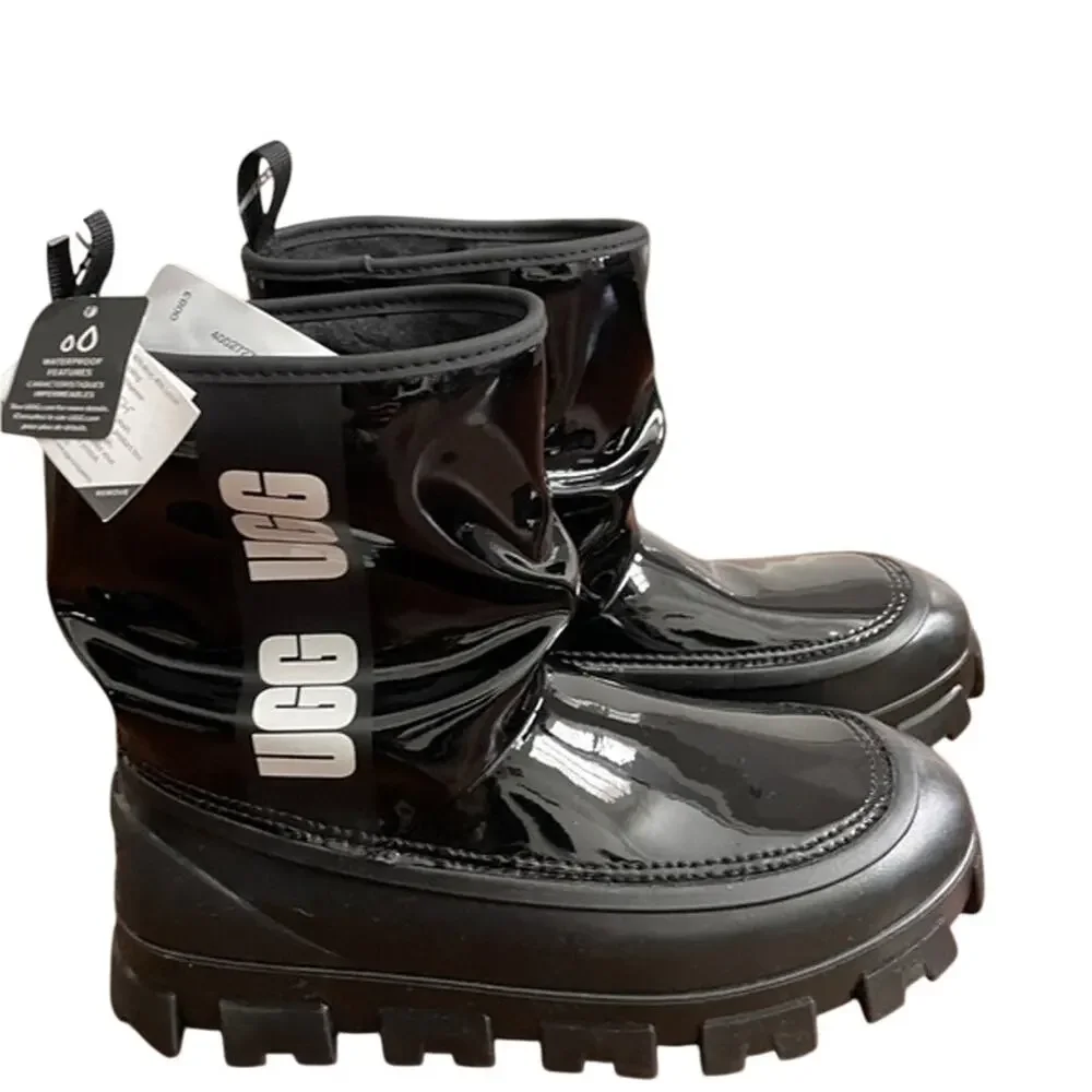 UGG Classic Brellah Mini Black Boot for Girls Size 3/eu 35